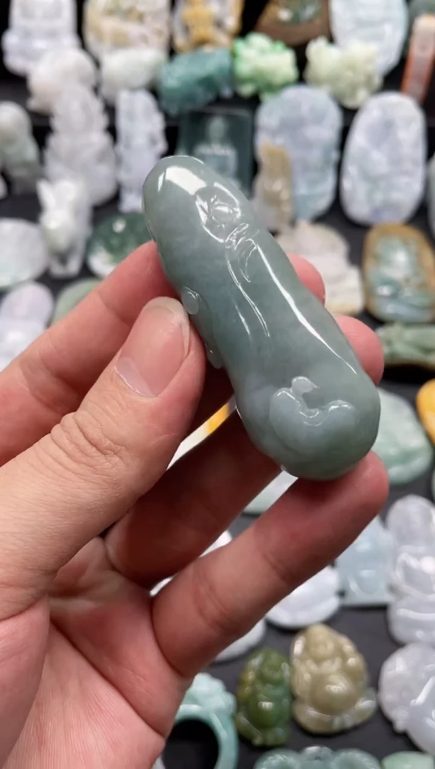 翡翠未镶嵌颈饰26  天然翡翠a货  悟道