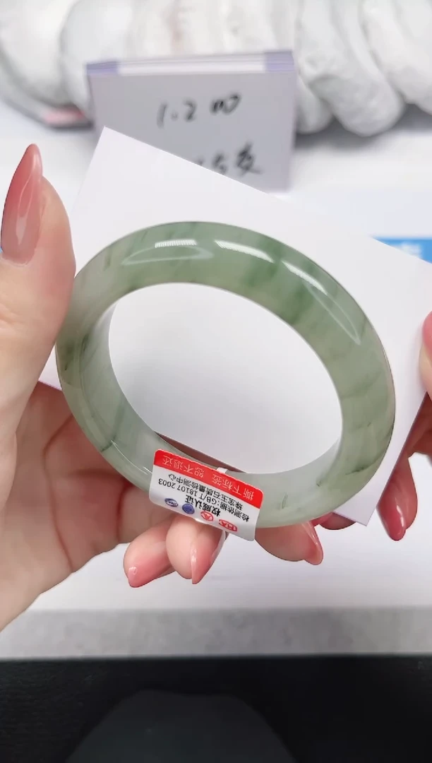 未镶嵌手镯石英岩玉126-52/53