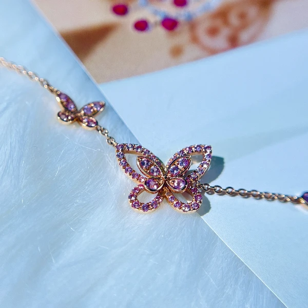 天然钻石18k幻影蝴蝶项链粉蓝宝GF轻奢小众锁骨链高级坠