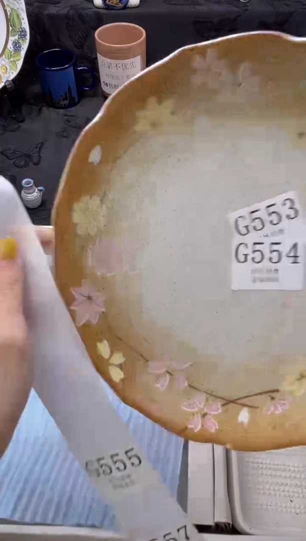 瓷片高****墙       G554