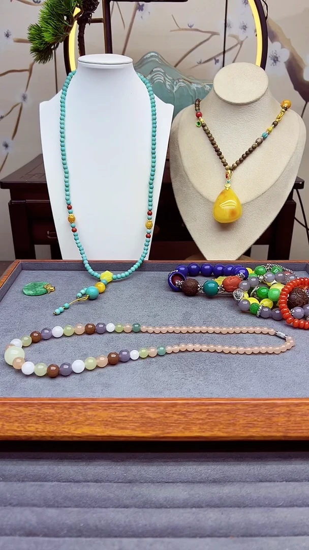 【闪购商品】和田玉（糖玉）颈饰14K金镶嵌X20``````