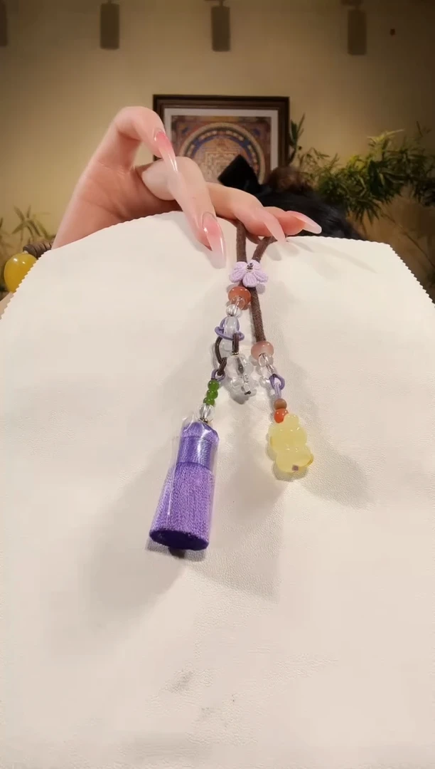 琥珀颈饰未镶嵌挂件