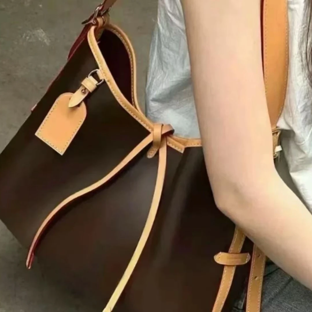 （7） 休闲时尚单肩斜跨女包【1号-99号按钮编码拍】