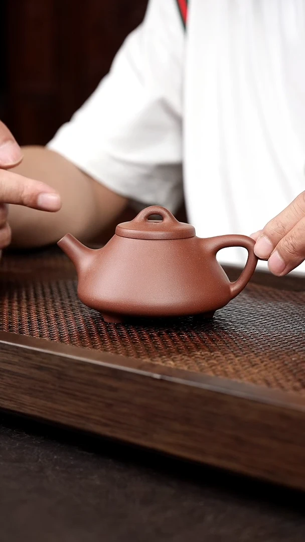 茶壶紫砂底槽清子冶