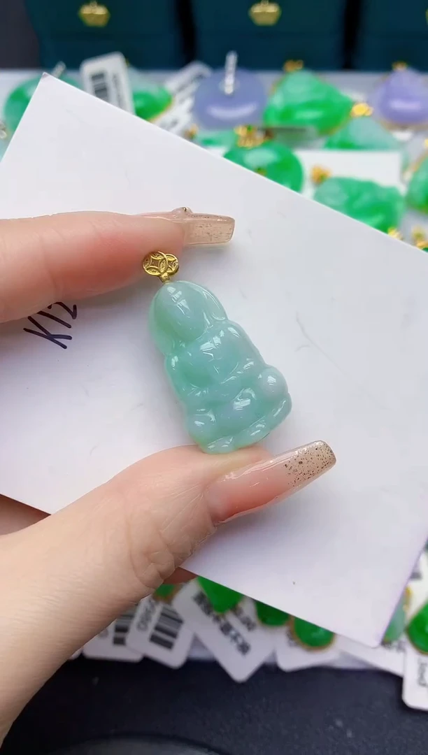 颈饰未镶嵌翡翠缅甸天然翡翠A货