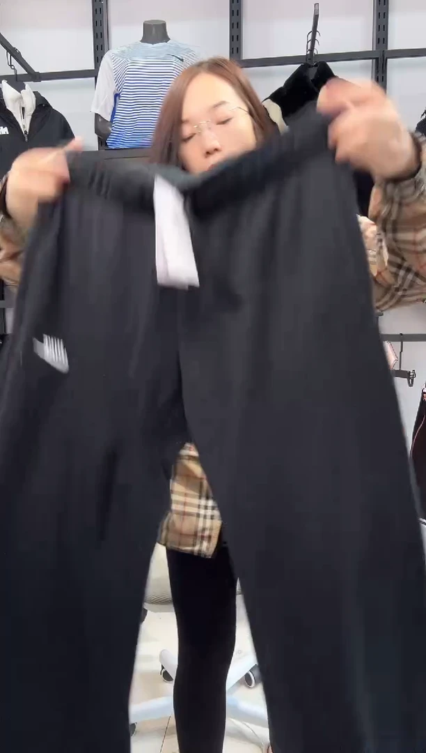 2561  编码  瑕疵直播间过款为准 尺码L