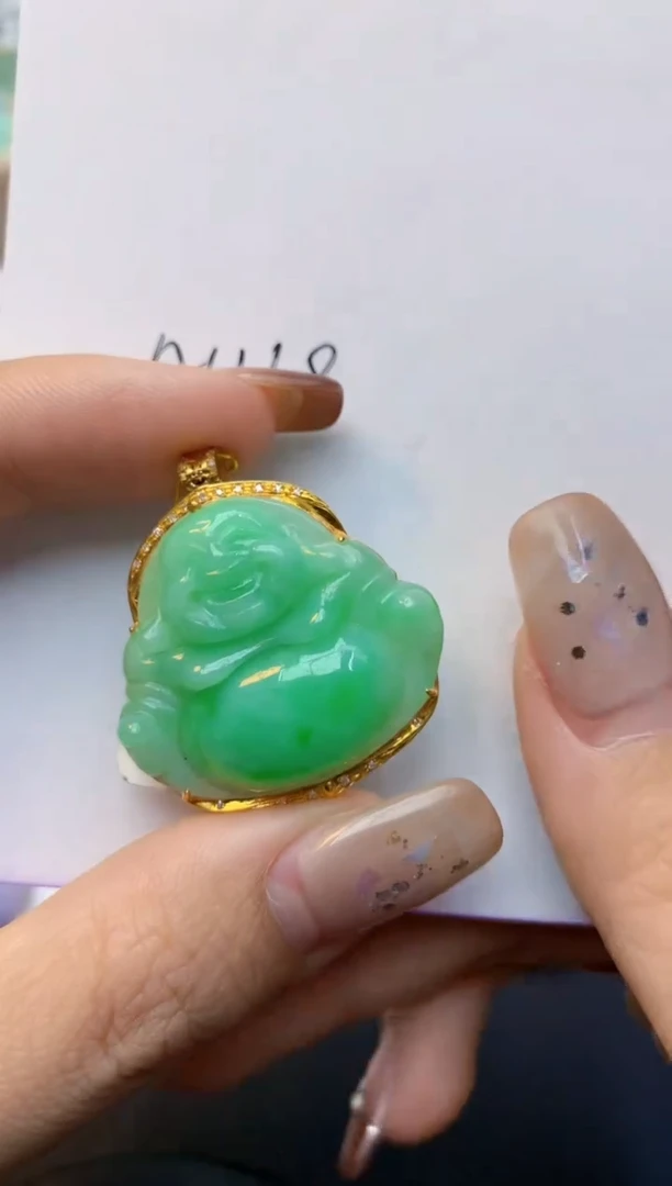 颈饰18K金镶嵌翡翠天然A货翡翠百元以上9元证书费自理