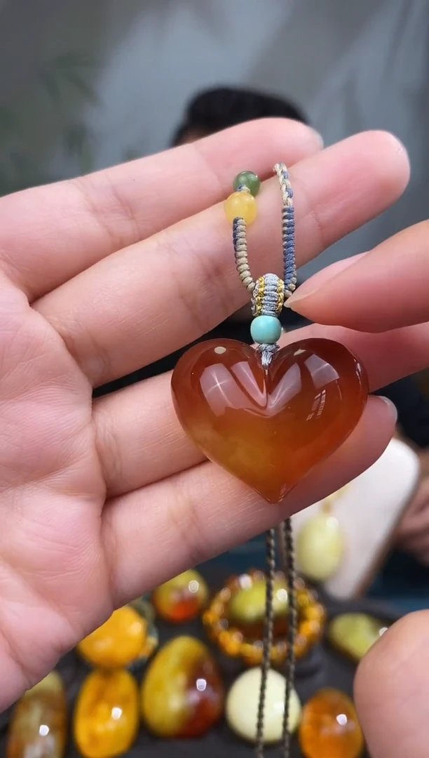 裸石琥珀未镶嵌 全国 包邮