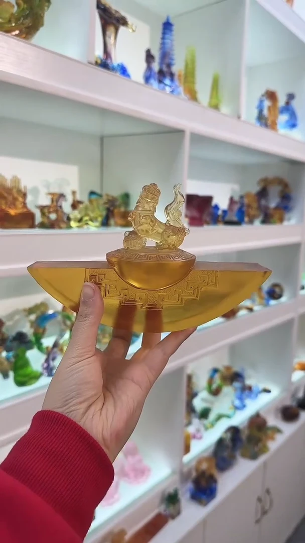 手工艺品琉璃貔貅