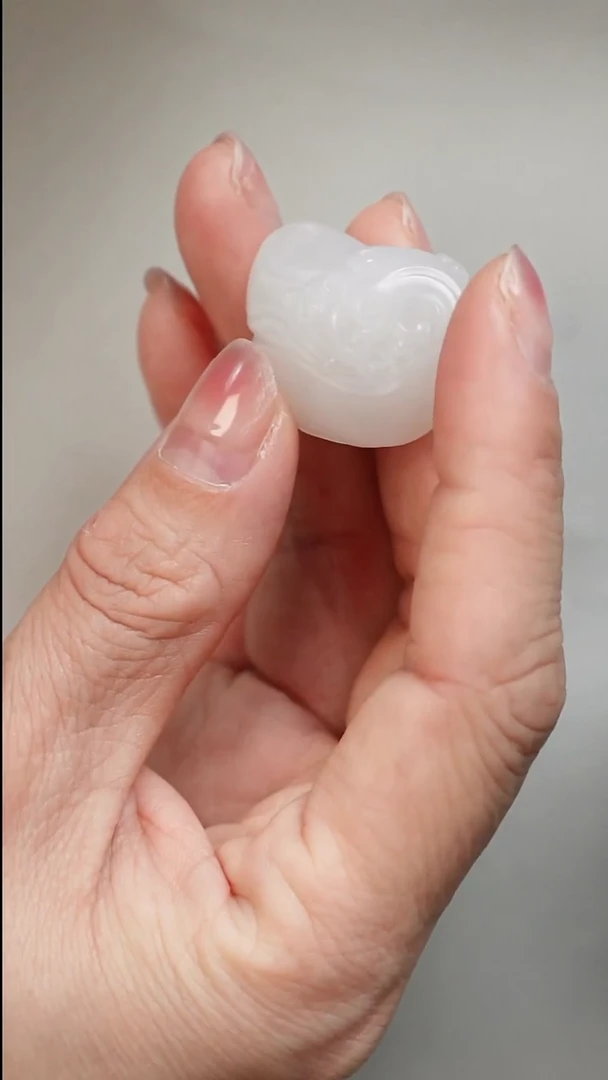 未镶嵌和田玉挂件山流水