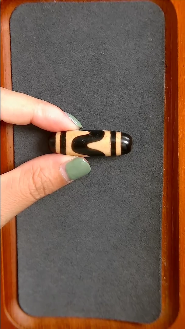 未镶嵌玛瑙/玉髓珠宝半成品上肯全手牙牙天珠13*40