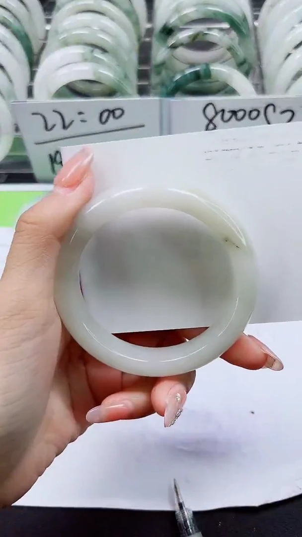 【闪购商品】石英质玉手镯未镶嵌A80-53/54