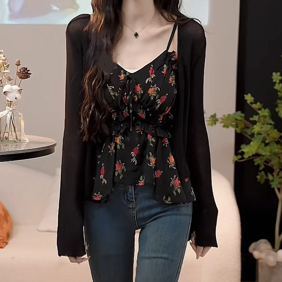 设计感韩系温柔风碎花吊带上衣+黑色开衫两件套2025春夏法式套装