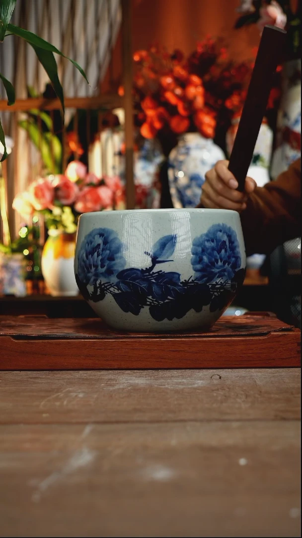 当代景德镇设计师釉下手绘陶瓷花瓶