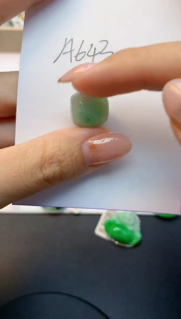 颈饰未镶嵌翡翠天然A货缅甸翡翠百元以上9元证书费自理