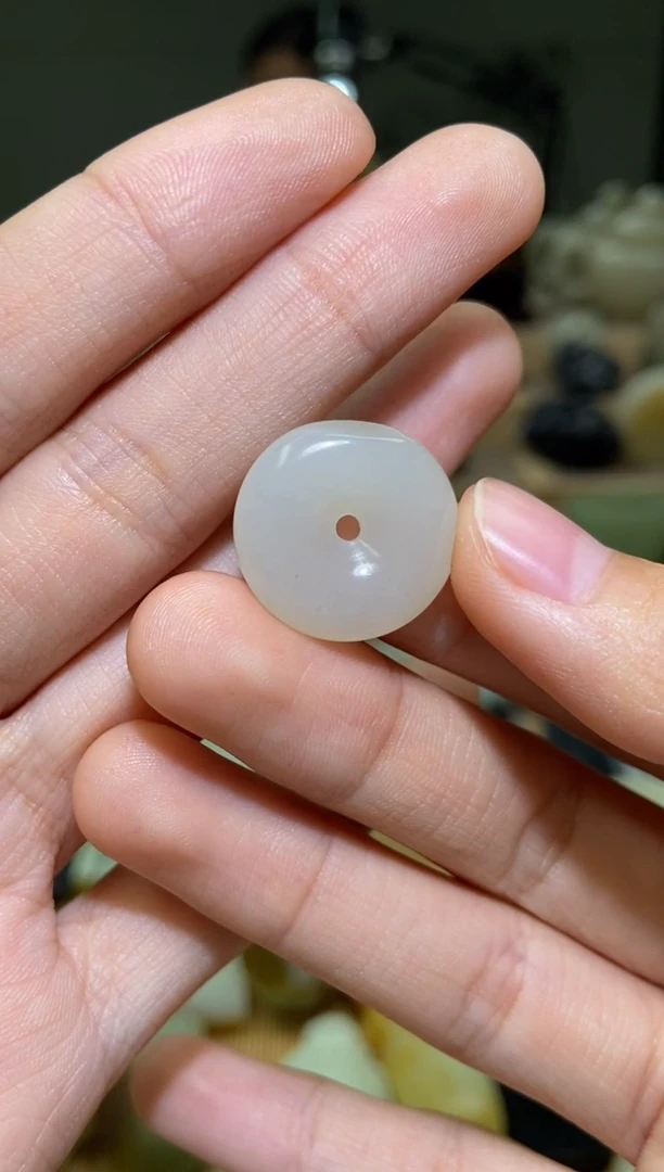 未镶嵌和田玉挂件新疆和田玉平安扣挂件