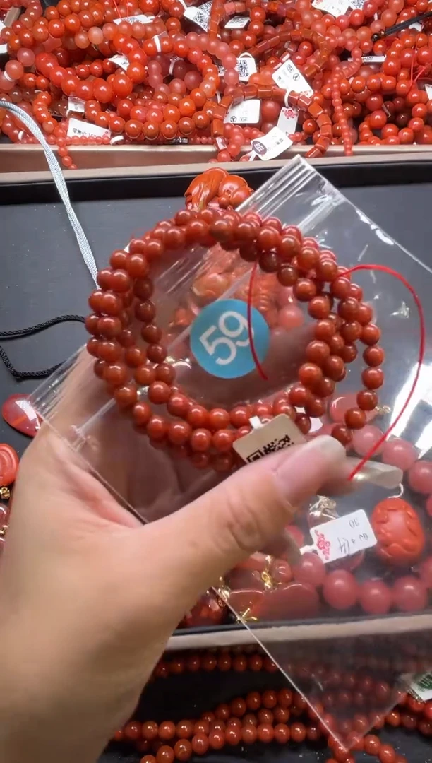 南红玛瑙未镶嵌珠宝奇石59-5