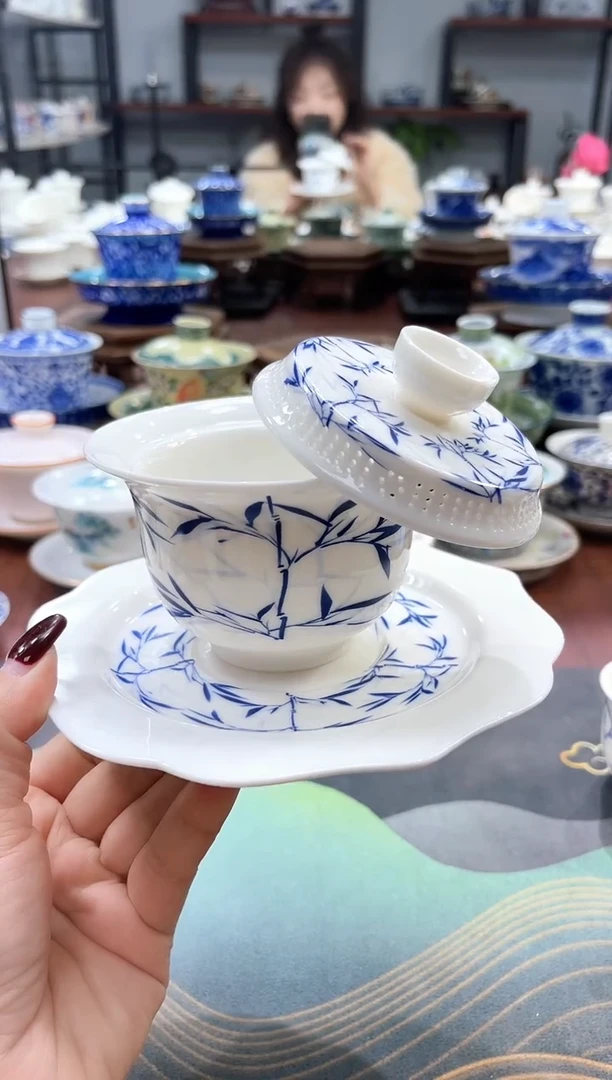 【闪购商品】360度出水蓝色竹节悬停盖碗