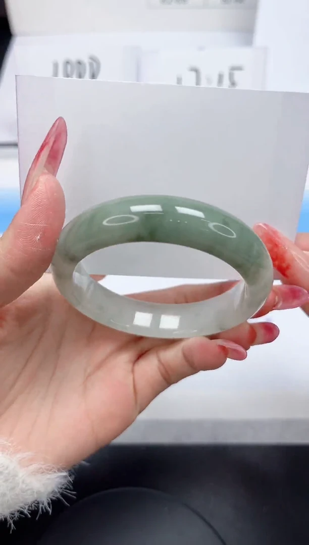 【闪购商品】石英质玉手镯未镶嵌089/54