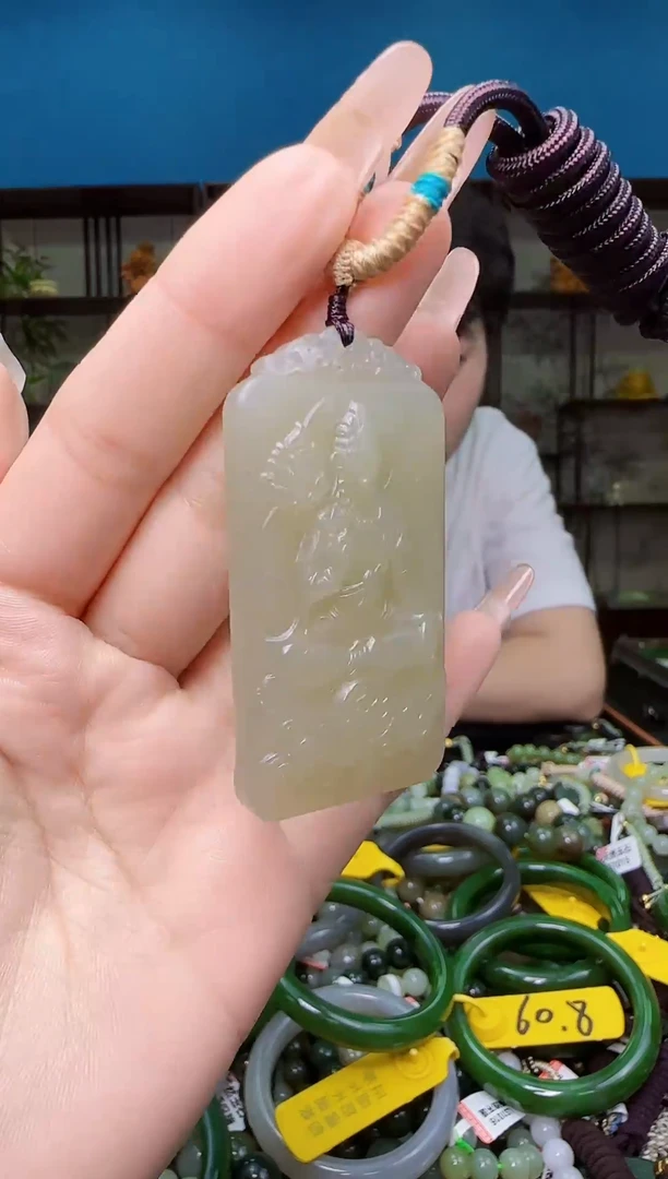 颈饰未镶嵌和田玉1