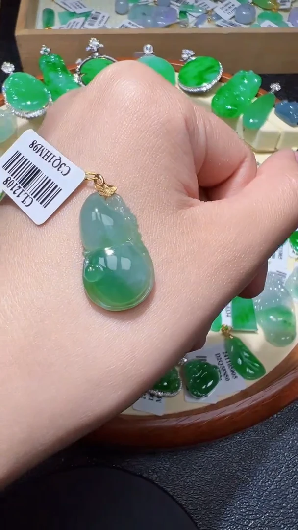 【闪购商品】翡翠颈饰18K金镶嵌我