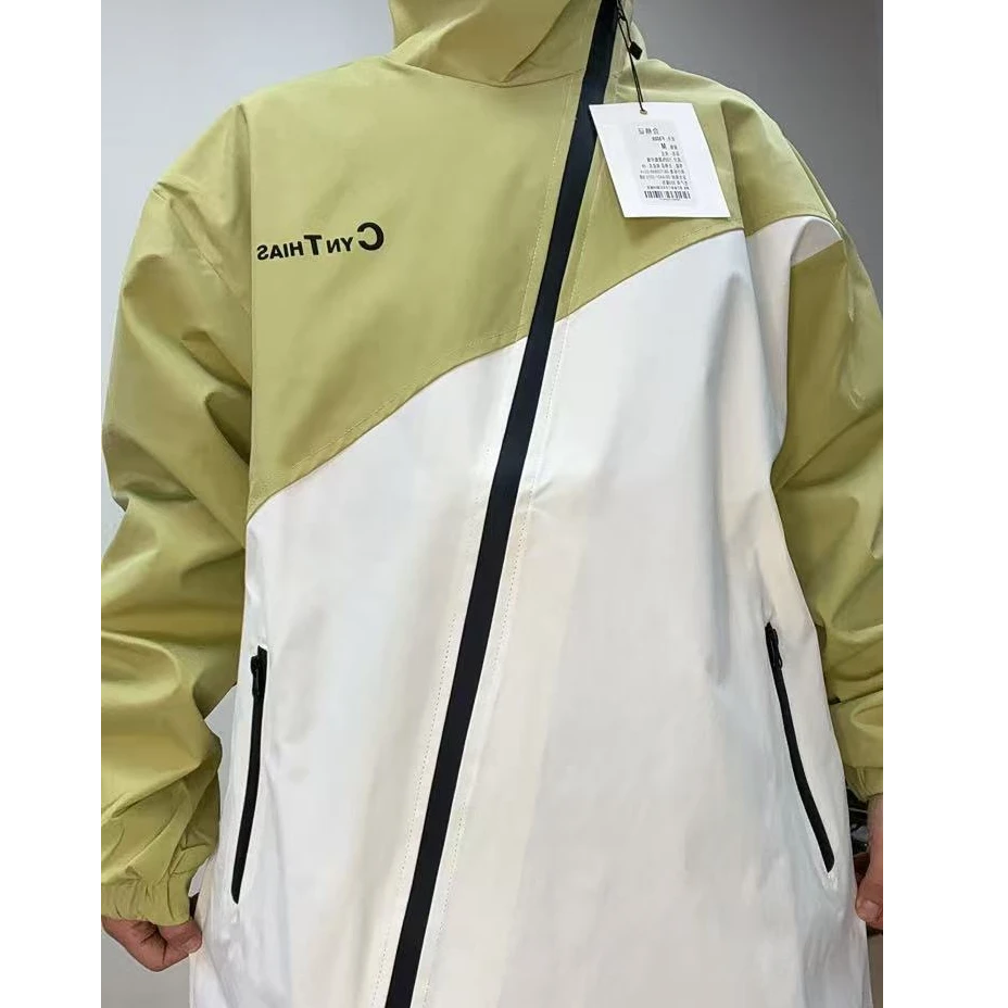 8009撞色拼接春秋冲锋衣