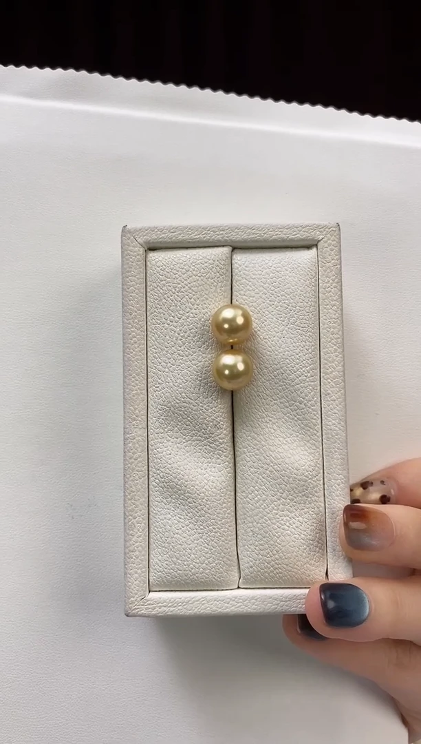 银S925镶嵌耳饰海水珍珠9-10南洋金珍珠耳饰