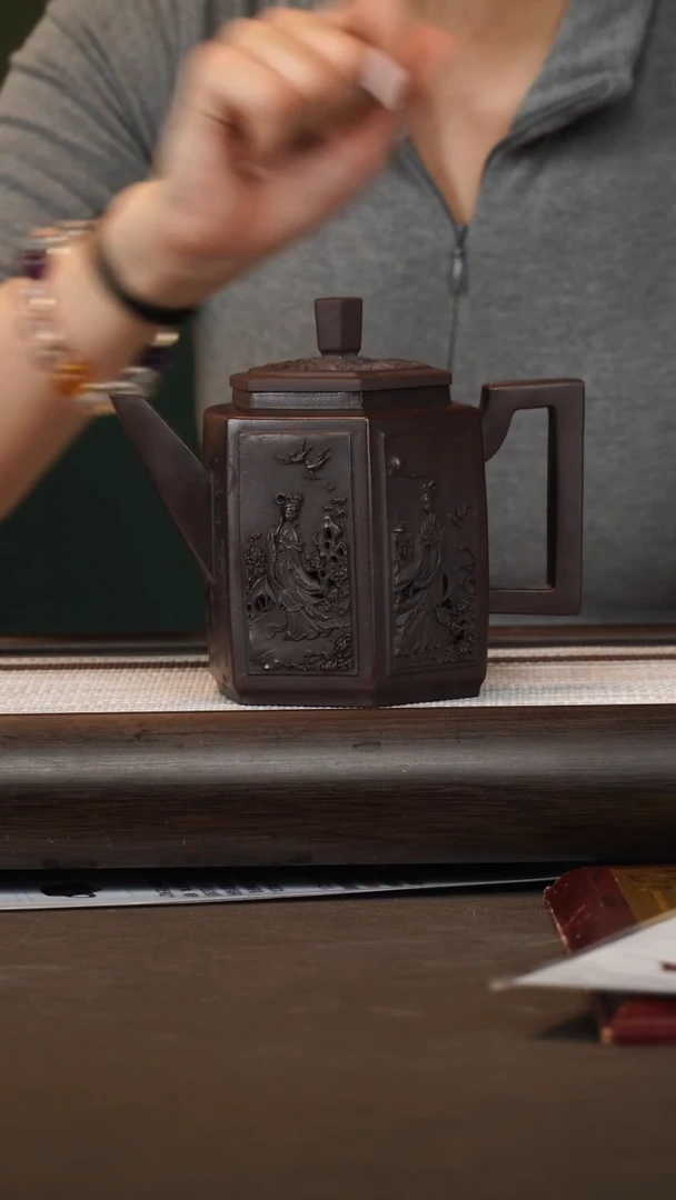茶壶紫砂赵丽娟/紫泥/六方宫灯/350c