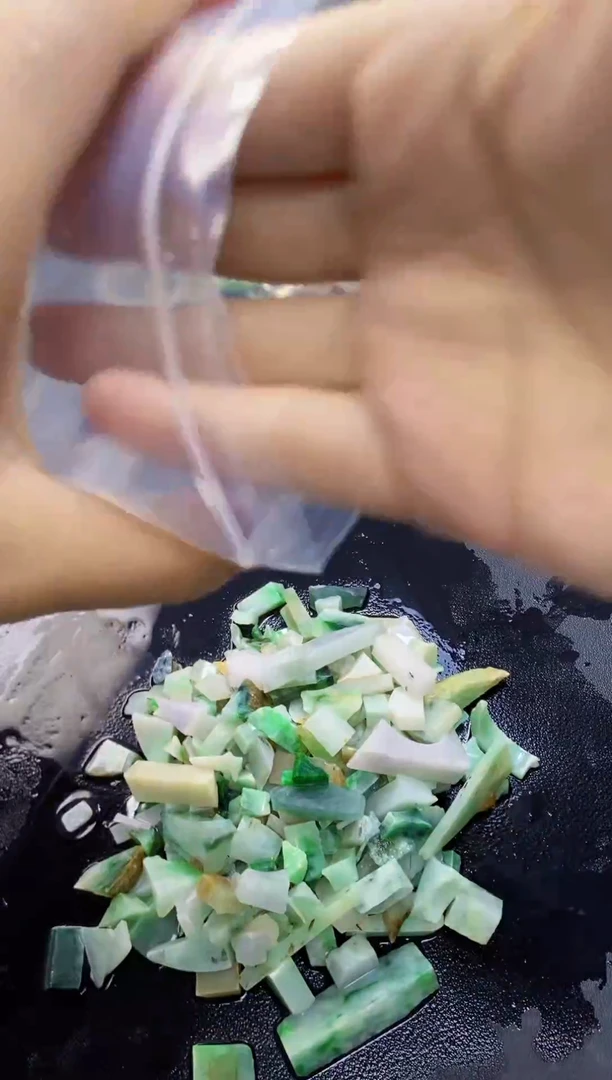 【闪购商品】翡翠颈饰未镶嵌118天然翡翠