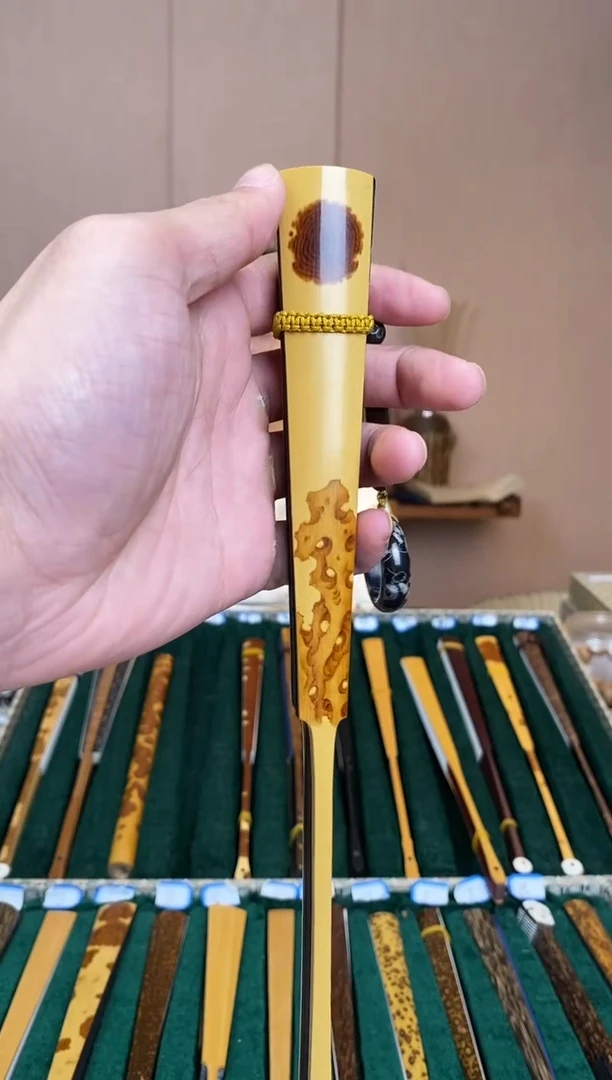 【闪购商品】扇子鸿运太湖石烫妃铲子