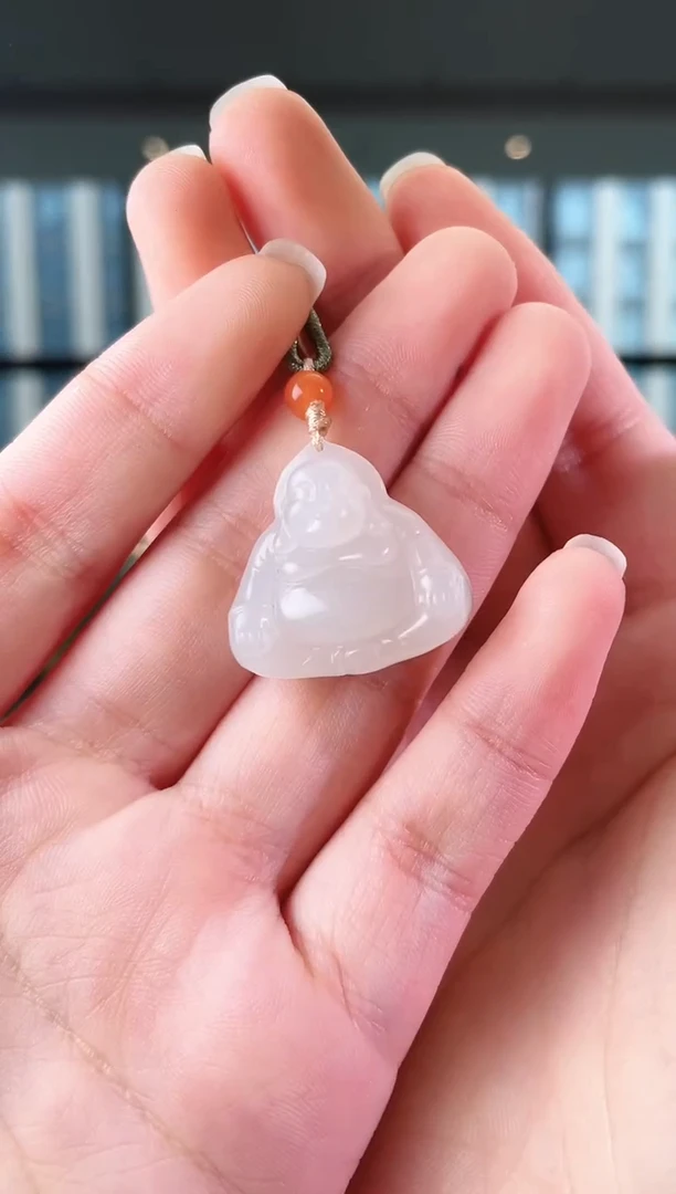 和田玉未镶嵌颈饰佛 cp