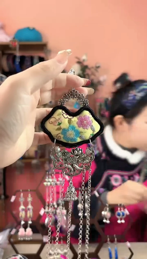 艺枝独绣手工饰品163