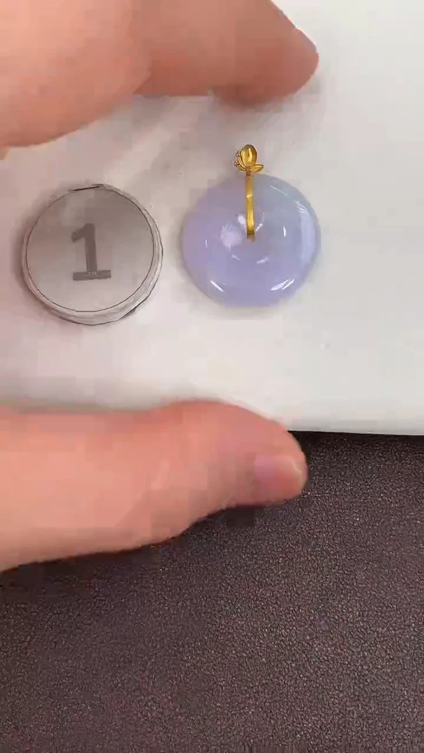 颈饰18K金镶嵌翡翠天然缅甸a货翡翠
