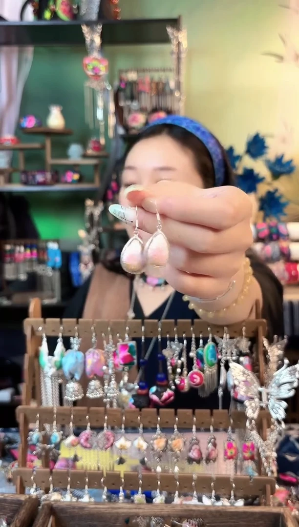织绣彩云南阁非遗老绣657
