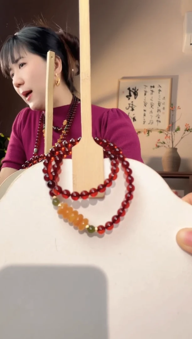 裸石琥珀未镶嵌6+血珀双圈