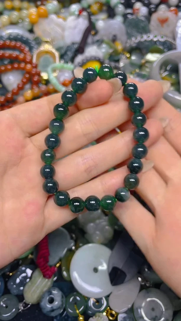 颈饰未镶嵌翡翠8MM/ J /翡翠A货，一件也是批发价