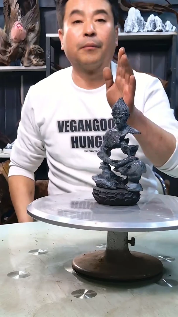 镂空悟空（送底座）49.9