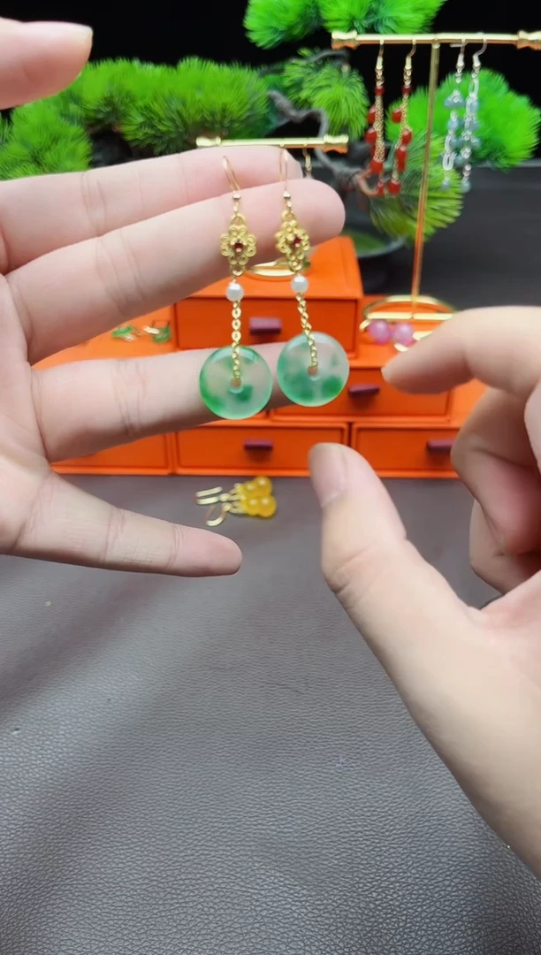 石英质玉（非洲翠）银S925镶嵌耳饰306