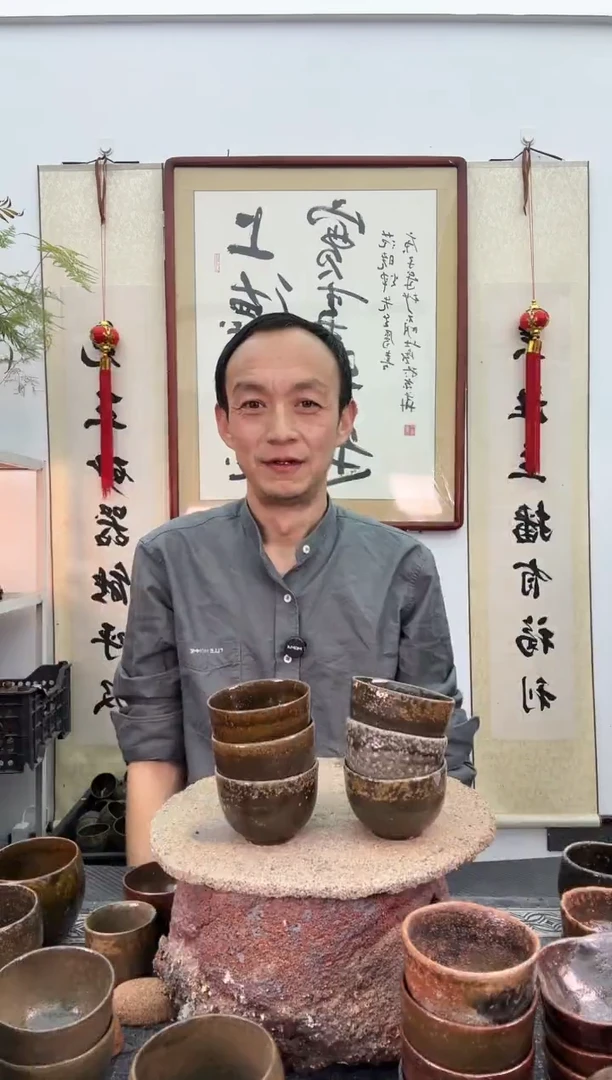 【闪购商品】瑕疵压手杯70毫升有缝有落灰拍一发二