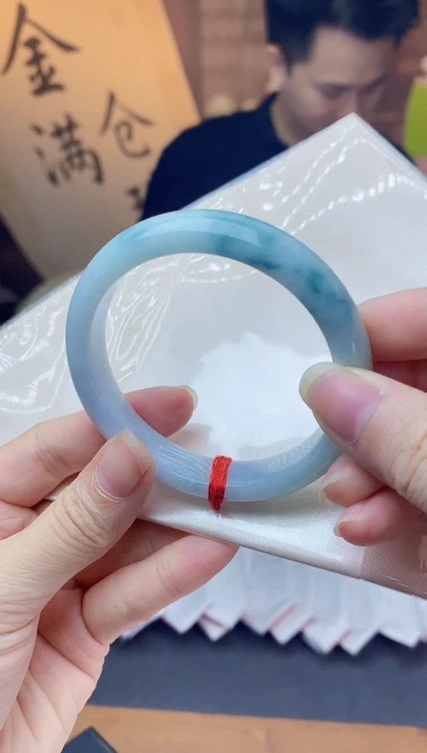 未镶嵌手镯翡翠天然缅甸A货翡翠手镯