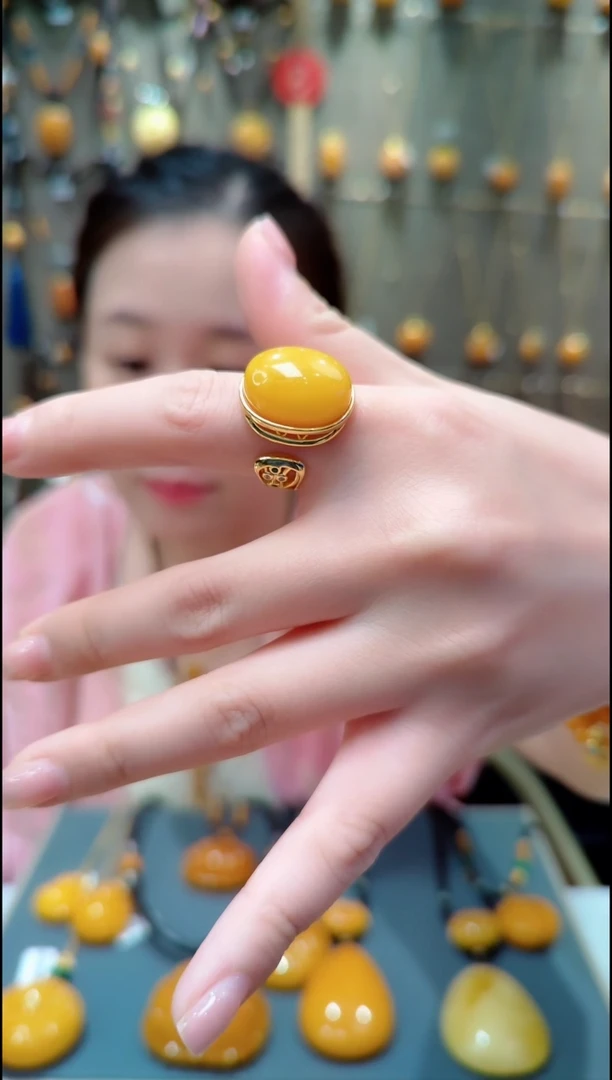蜜蜡银S925镀金镶嵌珠宝奇石﹣D169蜜蜡戒指