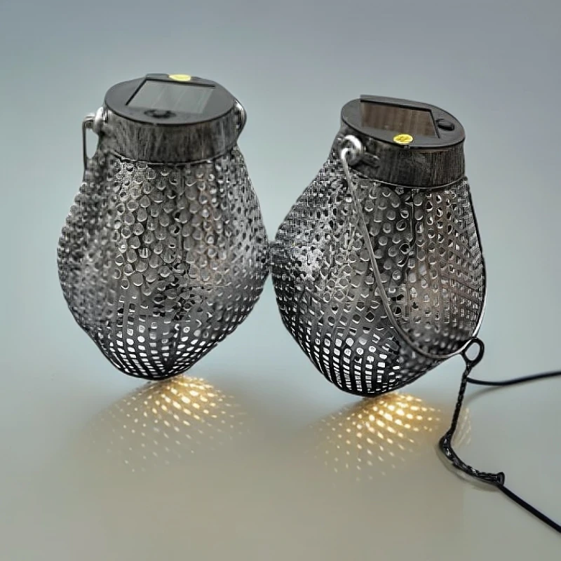 户外庭院灯铁艺LED太阳能灯笼欧式手提镂空刺点装饰灯