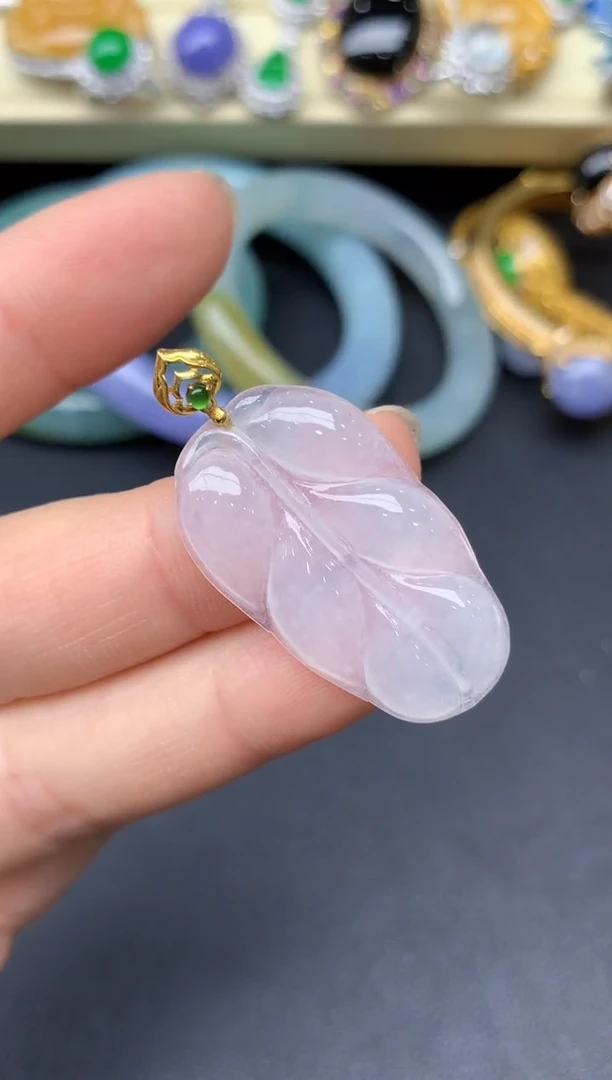 颈饰18K金镶嵌翡翠212-雪姐翡翠天天见