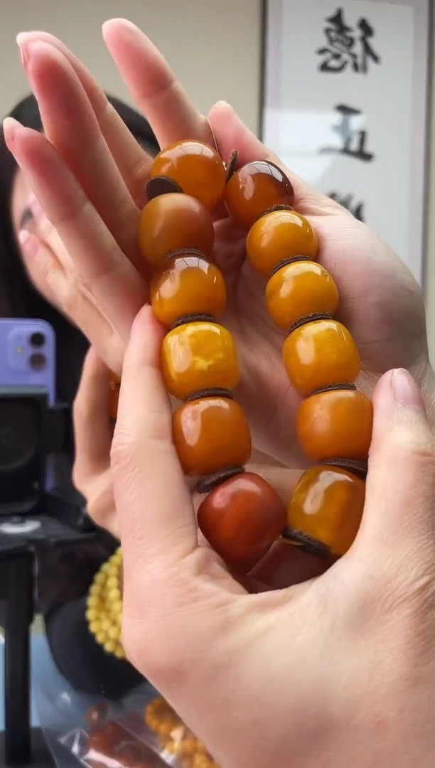 琥珀未镶嵌珠宝奇石T060 19假一罚十，多样性发一件