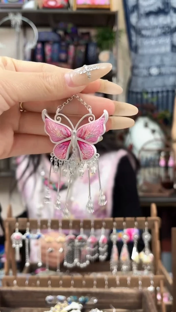 织绣民族风非遗老绣苗银饰品310