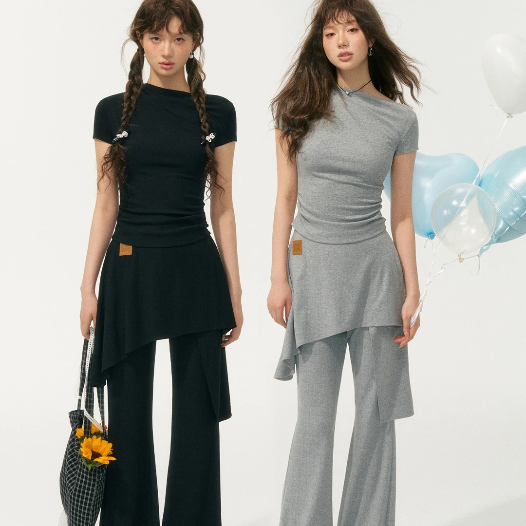 SOMESOWE【官方专属】云感斜肩堆褶T恤-假两件微喇裙裤