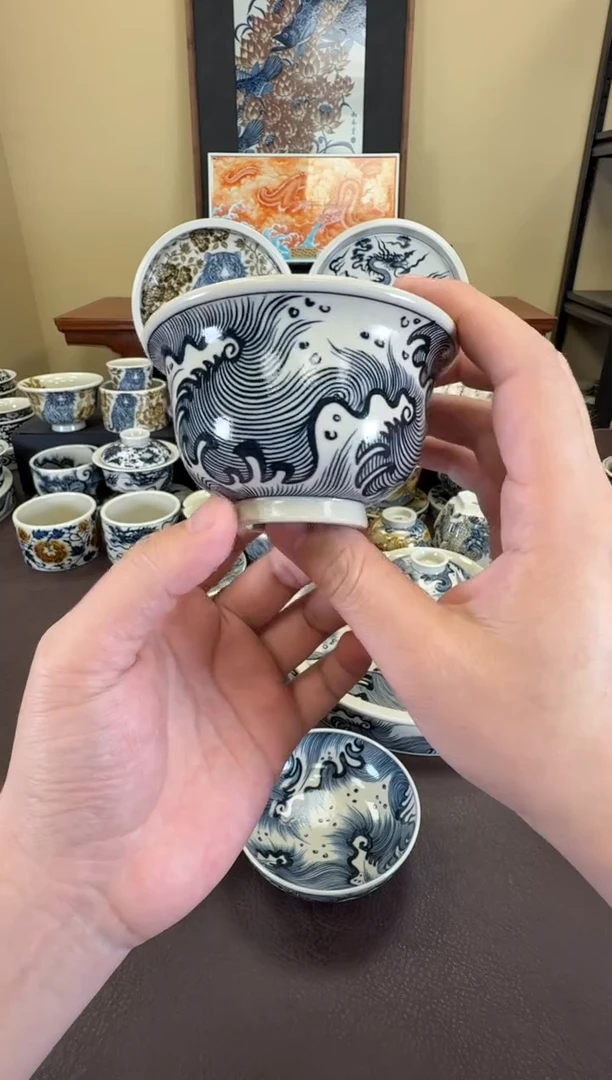 二号釉纯海浪纹压手杯