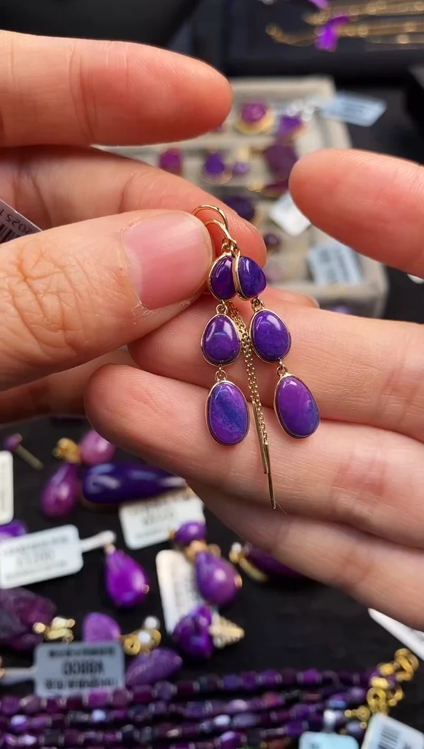 苏纪石（舒俱来）18K金镶嵌耳饰1