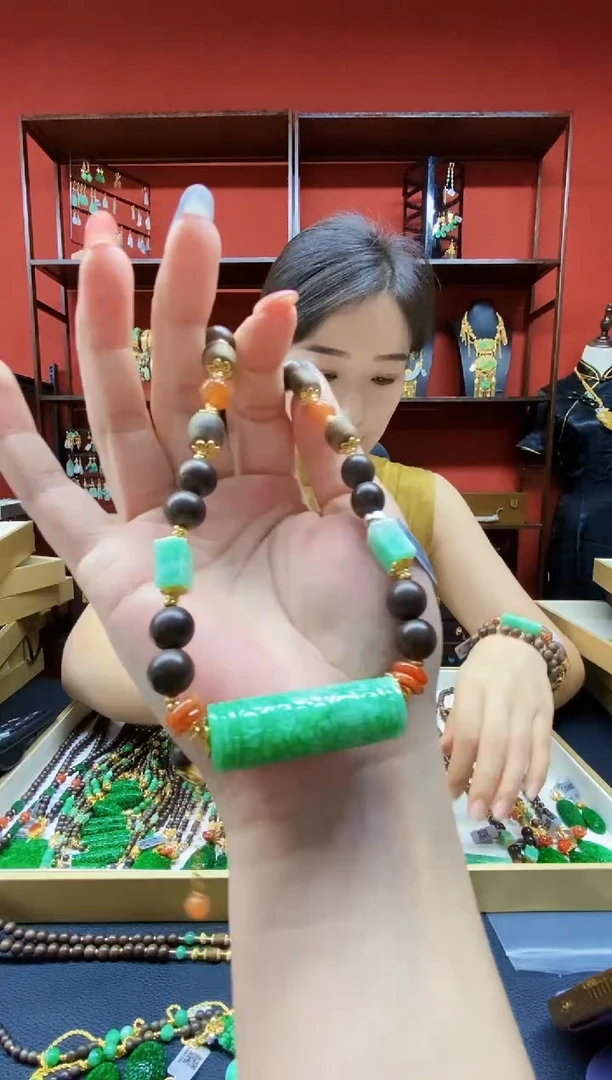 颈饰未镶嵌翡翠翡翠吊坠