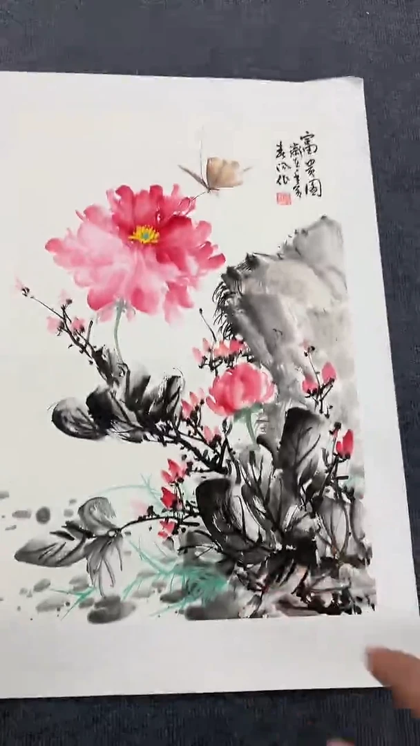 竖款精品开三花鸟，富贵